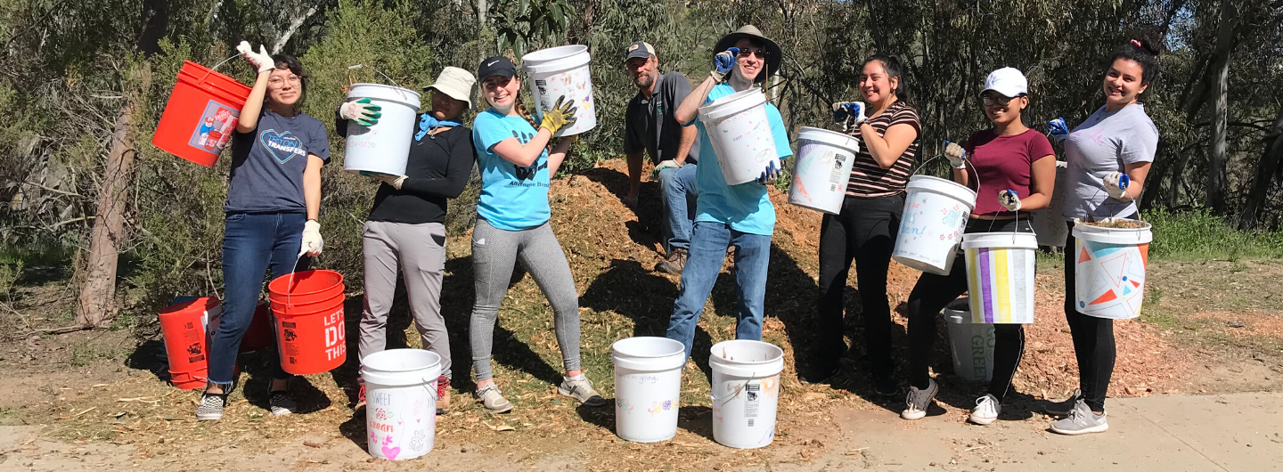 UC San Diego student volunteers working in a kitchen