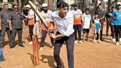 For Sunak, a trip to Mumbai not complete sans game of cricket