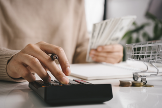 woman counting money