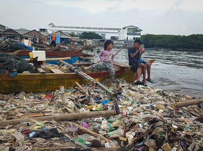 Potret Pantai Sukaraja yang Disebut Terkotor Kedua di Indonesia