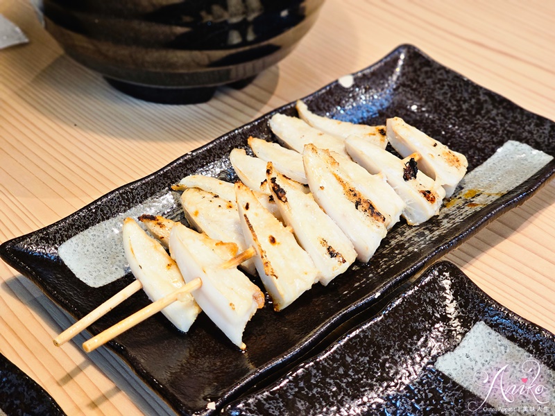 【台北美食】鳥貴族台北南西店。日本超人氣最大連鎖居酒屋插旗中山~均一價100元！平價又好吃