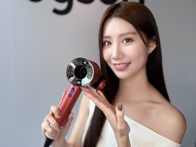 Dyson 吹風機全新限定色正式登場！草莓園為靈感、二合一吹風直髮器同步推出⋯5 大亮點一次掌握！