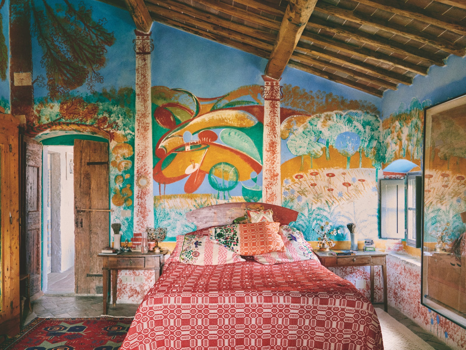 This New Book Unlocks the Secrets of the Most Beautiful Italian Interiors