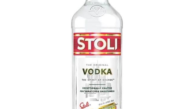 stoli-750ml-original-us-72dpi-708x1000-copy.jpg 