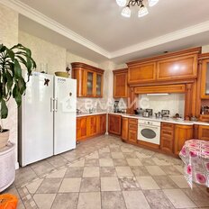 Квартира 136 м², 3-комнатная - изображение 1