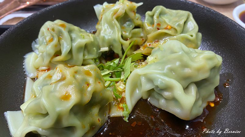 芳珍蔬食-中山復民店~無肉令人一點都不俗.松露煎餃、獅子頭味超讚 @Bernice的隨手筆記