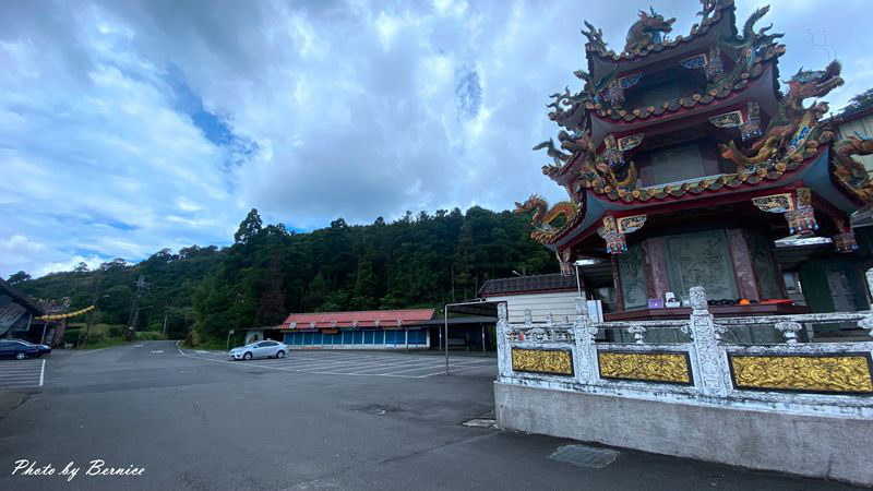 南山寺景觀平台~五分鐘步道360度無死角欣賞茶山與山嵐的美 @Bernice的隨手筆記