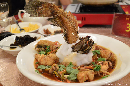 傳說中的北投料理．酒家菜~水美食府冠軍酒家菜伴那卡西回味酒家文化 @Bernice的隨手筆記