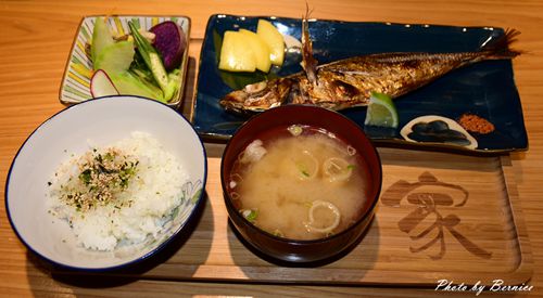 漁當家食堂~平日午間定食超值美味.無菜單套餐光是烤魚就賺到 @Bernice的隨手筆記