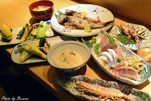 漁當家食堂~平日午間定食超值美味.無菜單套餐光是烤魚就賺到 @Bernice的隨手筆記