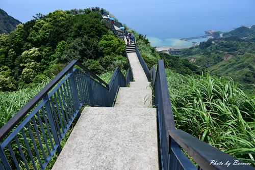 報時山步道~輕鬆攻頂享受360度山海美景 @Bernice的隨手筆記