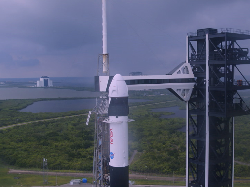 Image shows a SpaceX Dragon spacecraft atop a Falcon 9 rocket at Space Launch Complex-40 at Cape Canaveral Space Force Station for NASA's Crew-9 mission to the International Space Station on Saturday, Sept. 28, 2024.