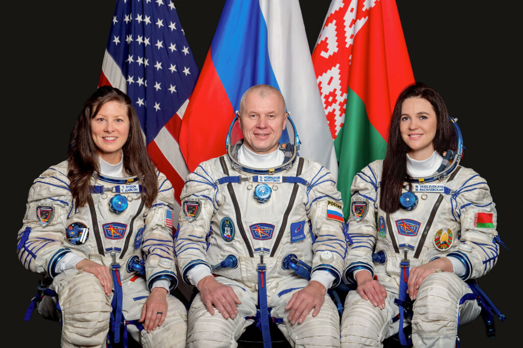 Soyuz MS-25 crew members (from left) Tracy Dyson from NASA, Oleg Novitskiy from Roscosmos, and Marina Vasilevskaya from Belarusia pose for a portrait at the Gagarin Cosmonaut Training Center in Russia. They will serve aboard the International Space Station as Expedition 71 crew members. Credit: GCTC/Andrey Shelepin