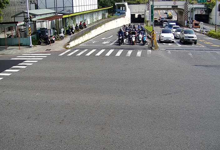 北門路二段與小東路口西桿(向東) 氣溫20.3度