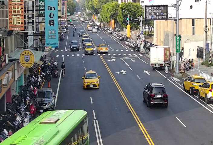 台南火車站站前北桿(向西) 氣溫20.3度