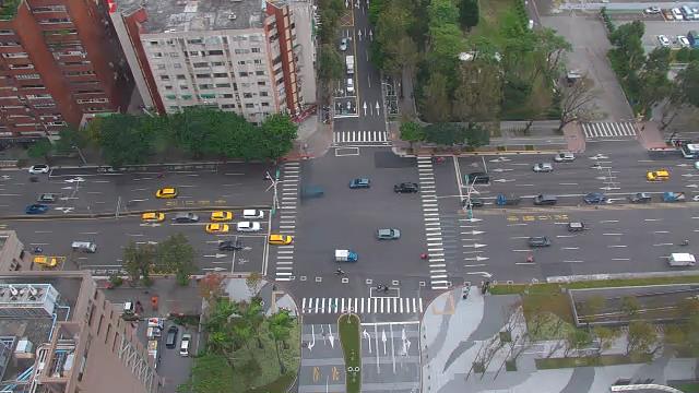 仁愛路-逸仙路 氣溫22.5度