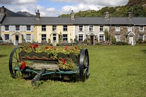 beddgelert snowdonia wales ice cream