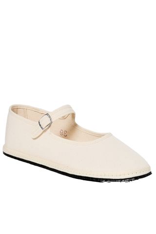 Mary Janes Ecru Flats