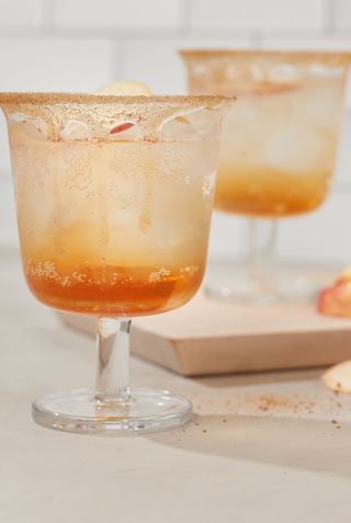 DRY’s Spiced Chai Apple Mocktail