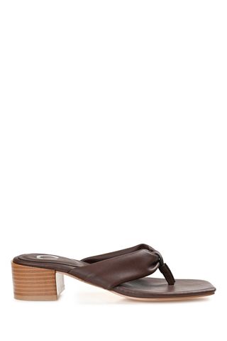 Journee Collection Seelah sandal