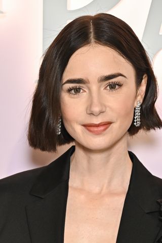 eyebrows - lily collins