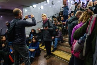 CNN Clarissa Ward in Ukraine Kharkiv bunker