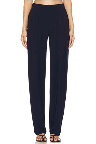 Low Rise Pleated Trouser