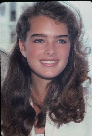 eyebrows - brooke shields