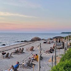 The Low Tide Bar at the Soundview Greenport