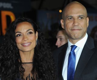 Rosario Dawson Cory Booker at Zombieland premiere