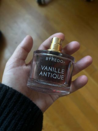 Julia Marzovilla wears BYREDO Vanille Antique Parfum Extract