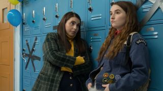 beanie feldstein and caitlyn dever in Booksmart