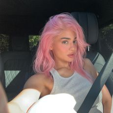 Kylie Jenner pink hair