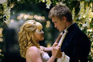 hilary duff and chad michael murray in the halloween dance scene of a cinderalla story