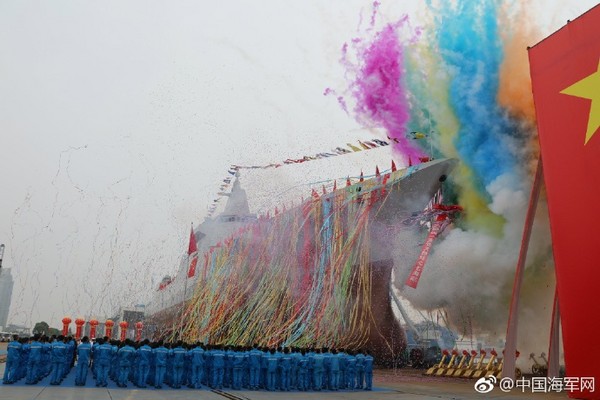 ▲▼中國055型驅逐艦28日下水。（圖／翻攝自中國海軍網微博）