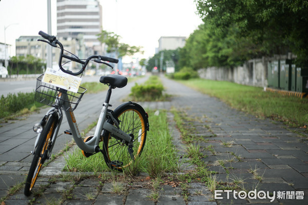 ▲▼obike,共享單車,腳踏車,租借,佔用,違規停放,無樁共享單車。（圖／記者周宸亘攝）