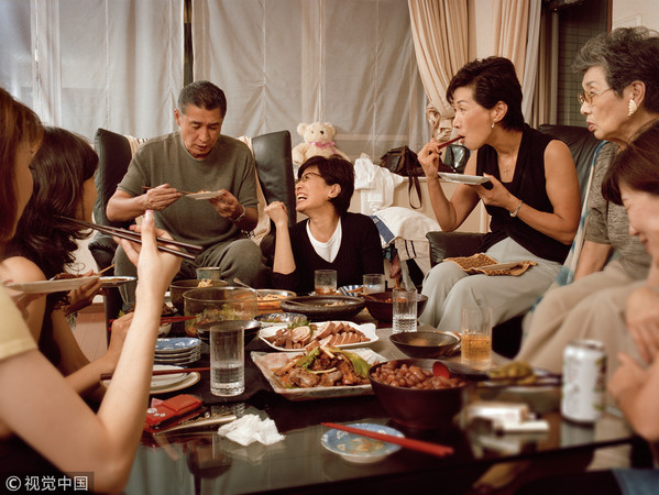 ▲過年,團圓,拜訪,親戚,年夜飯,拜年,新年,慶祝,吃飯,春節,圍爐,示意圖。（圖／CFP）