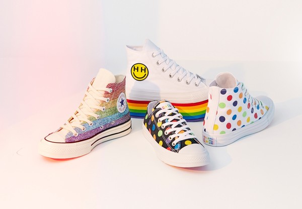 ▲麥莉聯名2018 CONVERSE PRIDE系列。（圖／取自CONVERSE官網）