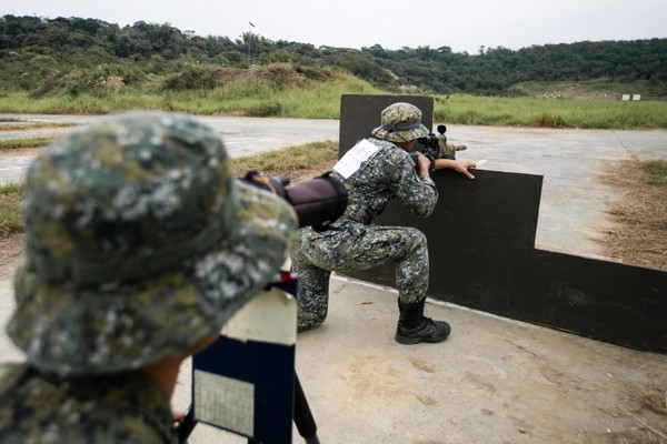 國軍狙擊手鑑測　驗證實戰能量