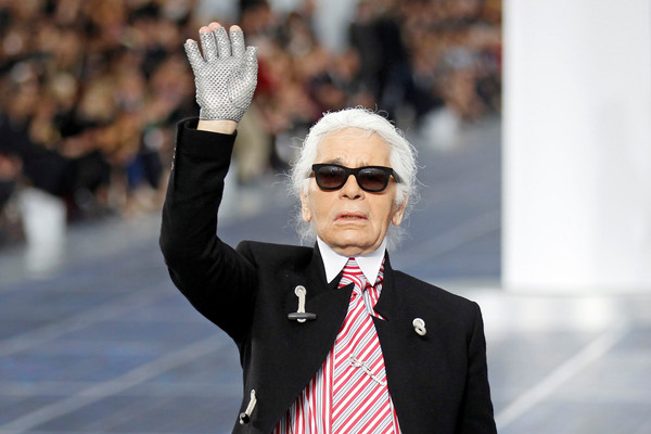 ▲▼ 「時尚老佛爺」卡爾拉格斐（Karl Lagerfeld）19日晚間病逝。（圖／路透）