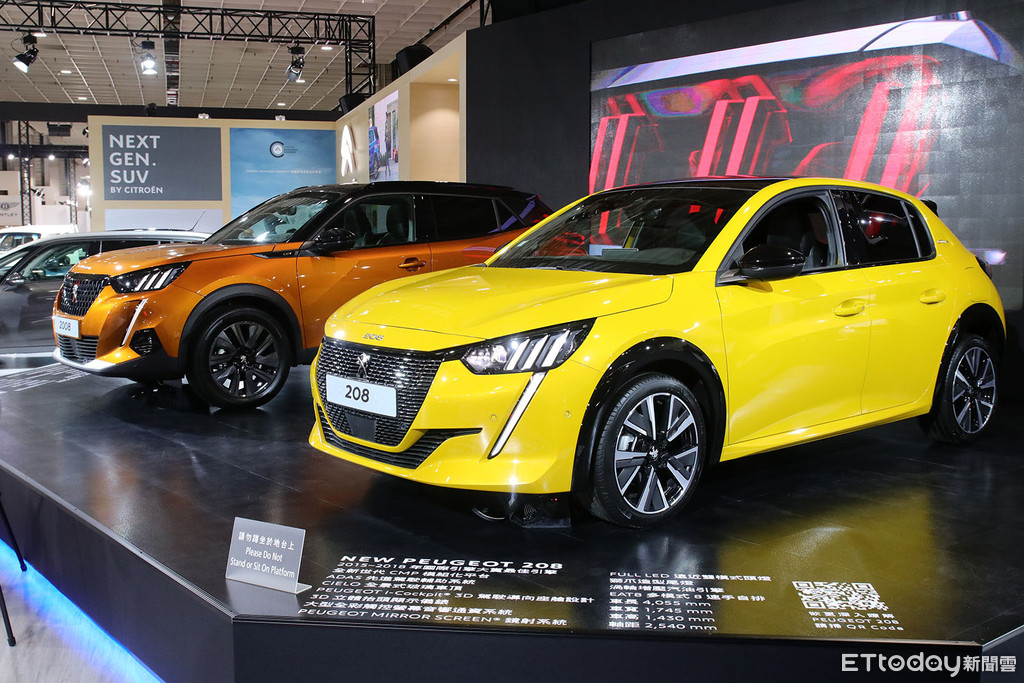 ▲台北車展／Peugeot 208掀背＆2008休旅同步亮相　歐洲都還沒賣。（圖／記者張慶輝攝）