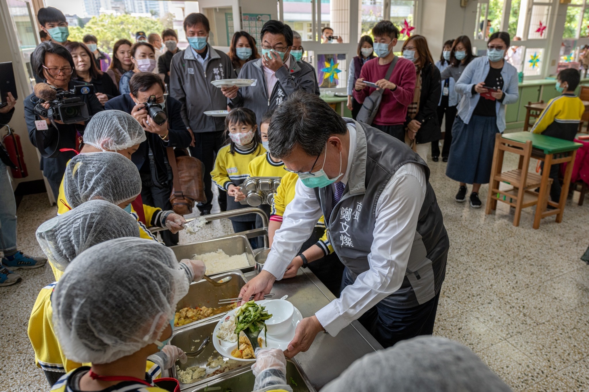 ▲▼桃園市長鄭文燦視察國小防疫工作。（圖／翻攝鄭文燦臉書）