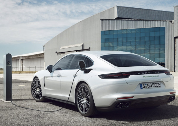 ▲保時捷（Porsche） Panamera Turbo S E-Hybrid。（圖／翻攝自Porsche）