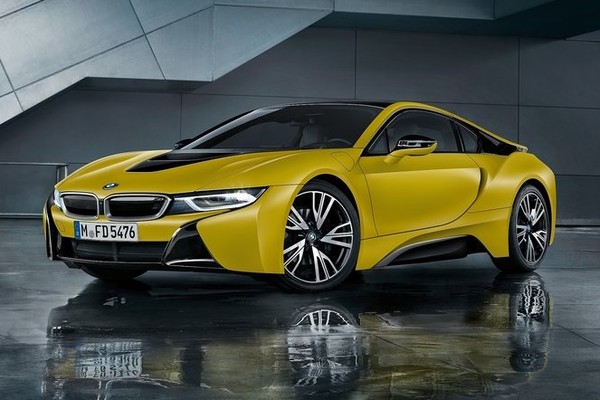 BMW油電跑車開發計畫受阻？i8或將淪落「後繼無車」的窘境（圖／翻攝自BMW）