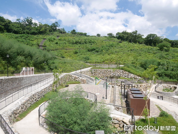 ▲北市麟光站附近的「黎和生態公園」。（圖／記者彭懷玉攝）