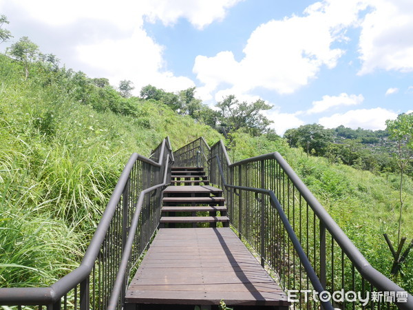 ▲北市麟光站附近的「黎和生態公園」。（圖／記者彭懷玉攝）