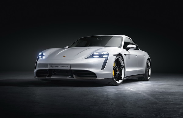 ▲2021年式Porsche Taycan升級配備。（圖／翻攝自Porsche）