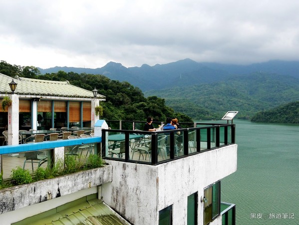 ▲▼大溪湖畔咖啡。（圖／黑皮的旅遊筆記提供，以下皆同，請勿隨意翻拍以免侵權）