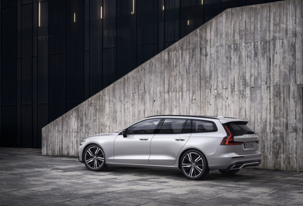 ▲2021年式Volvo S60、V60上市。（圖／翻攝自Volvo）