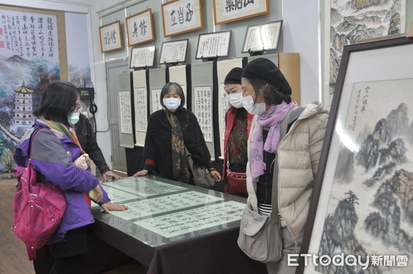 ▲「連水生老師公益書畫展」即日起至2月18日在屏東縣新埤鄉餉潭國小展出。（圖／連水生家屬提供，以下同）